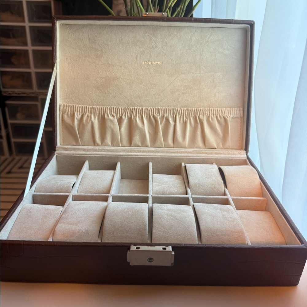Luxurious Brown Watch Jewelry Box